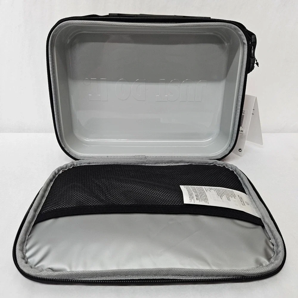 Nike Hard Shell Insulated Lunch Bag 9A2744-H24 Gym Red Black Digi Camo